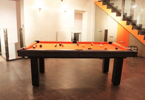 Toulet Club Pool Dining table