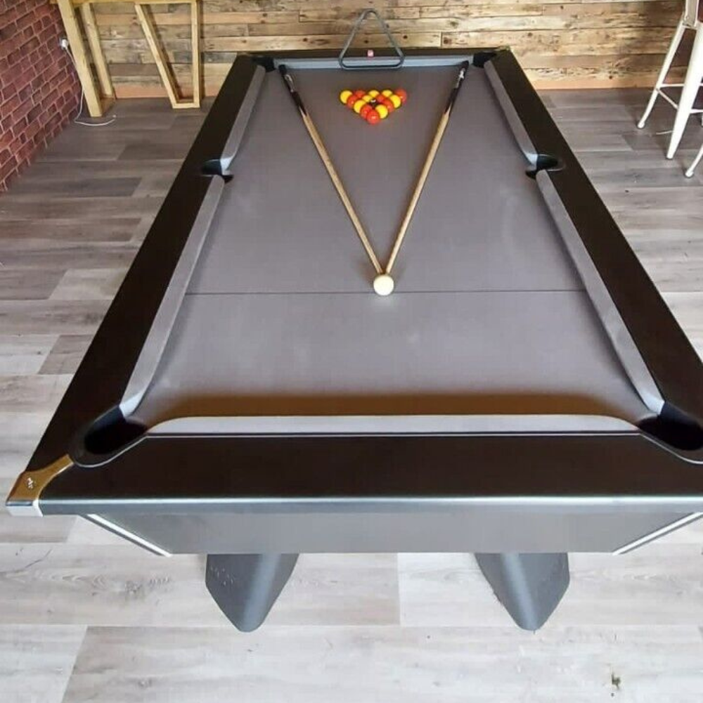 Cry Wolf Indoor Slate Bed Pool Table Black
