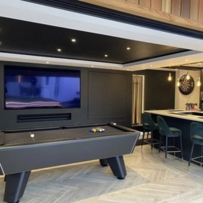 Cry Wolf Indoor Slate Bed Pool Table Black