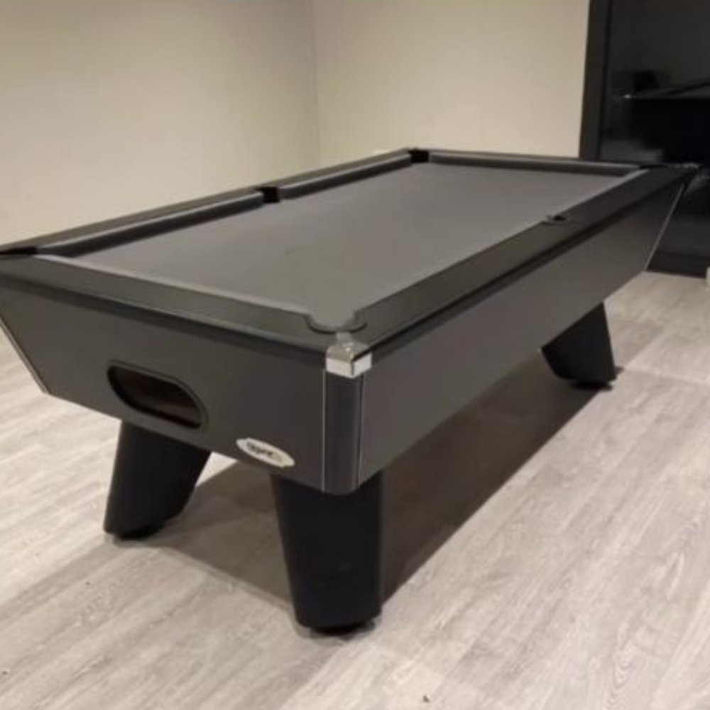 Cry Wolf Indoor Slate Bed Pool Table Black
