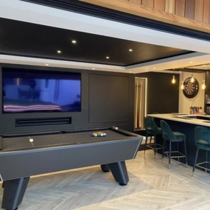 Cry Wolf Indoor Slate Bed Pool Table Black