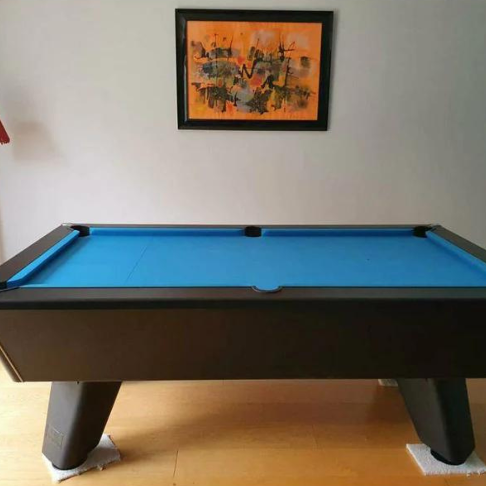Cry Wolf Indoor Slate Bed Pool Table Black
