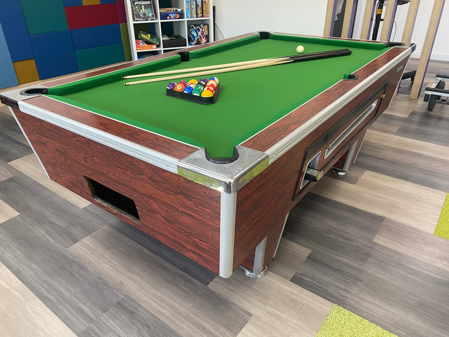 ***RECONDITIONED*** 7' x 4' Rosewood Superleague Free Play Pool table