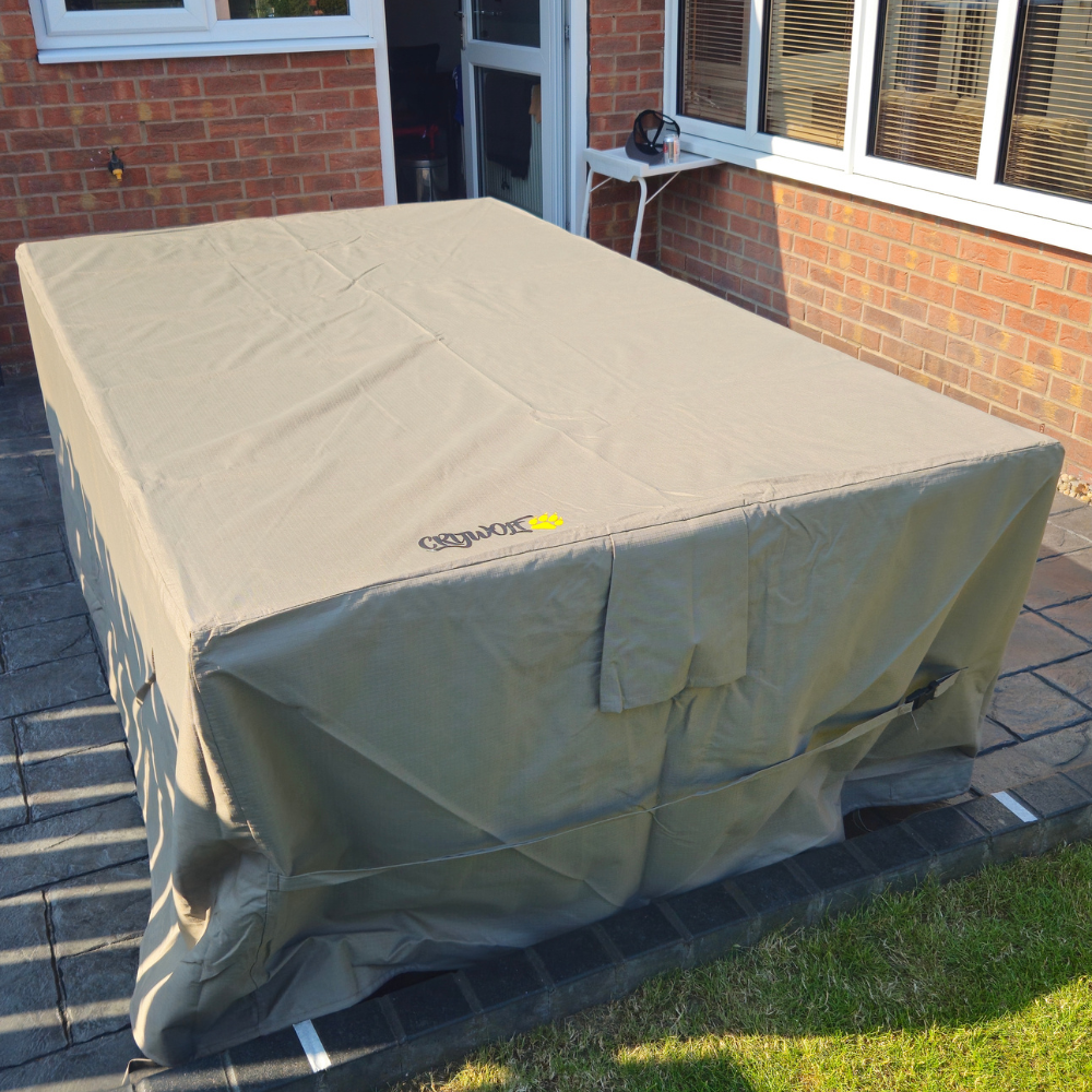 Cry Wolf Outdoor Slate Bed Pool Table Black