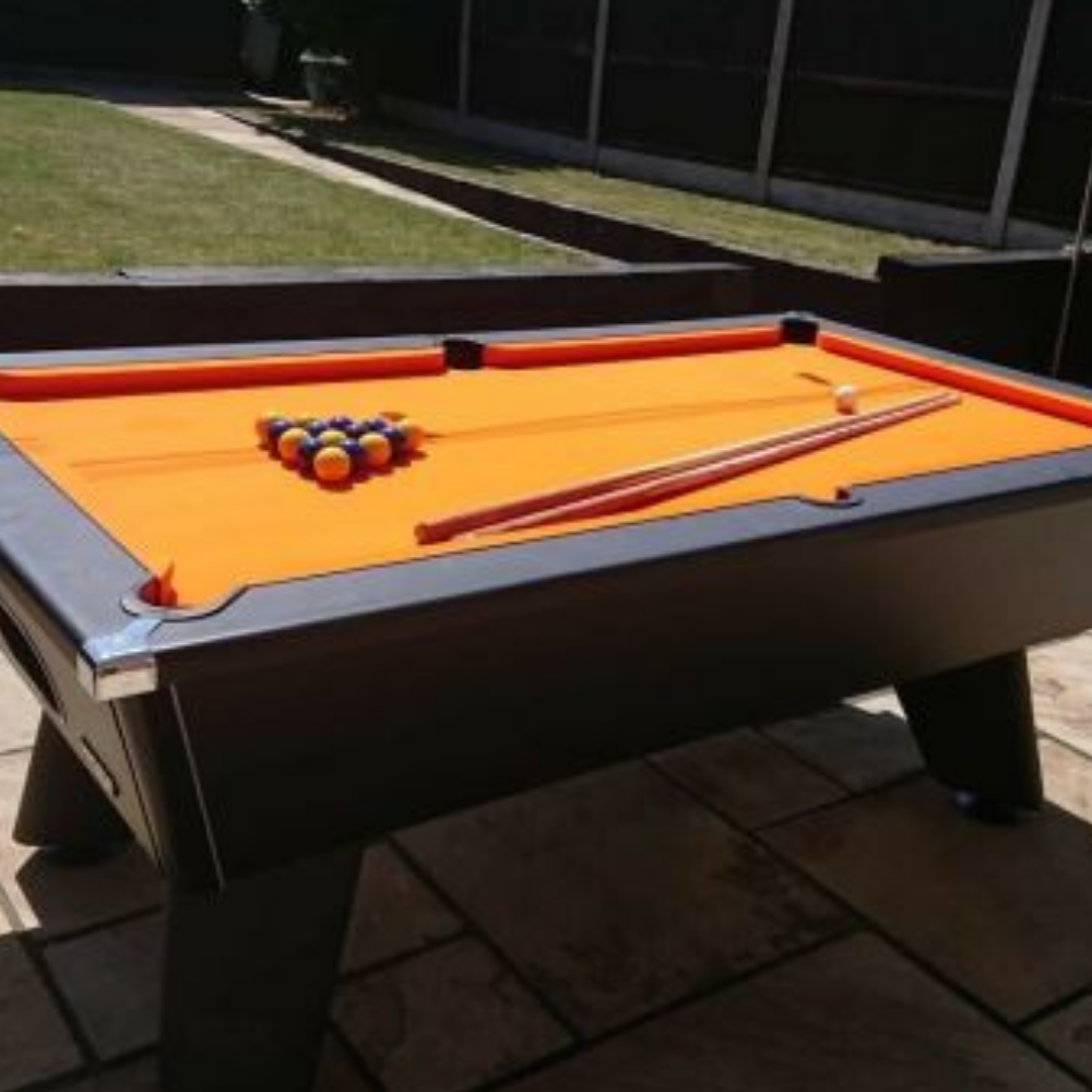Cry Wolf Outdoor Slate Bed Pool Table Black