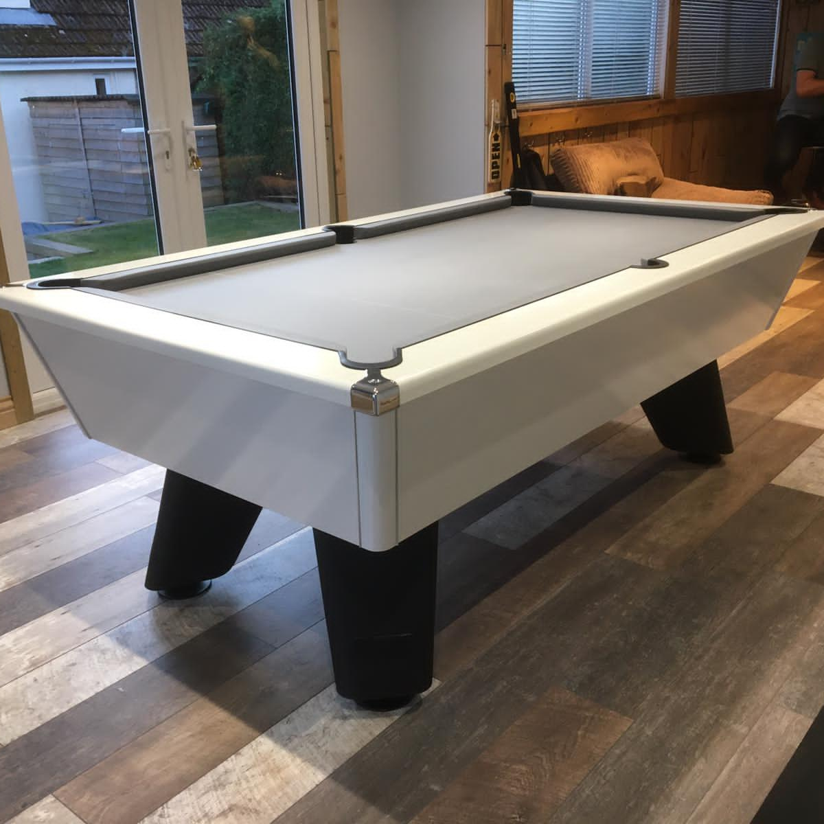 Cry Wolf Indoor Slate Bed Pool Table White