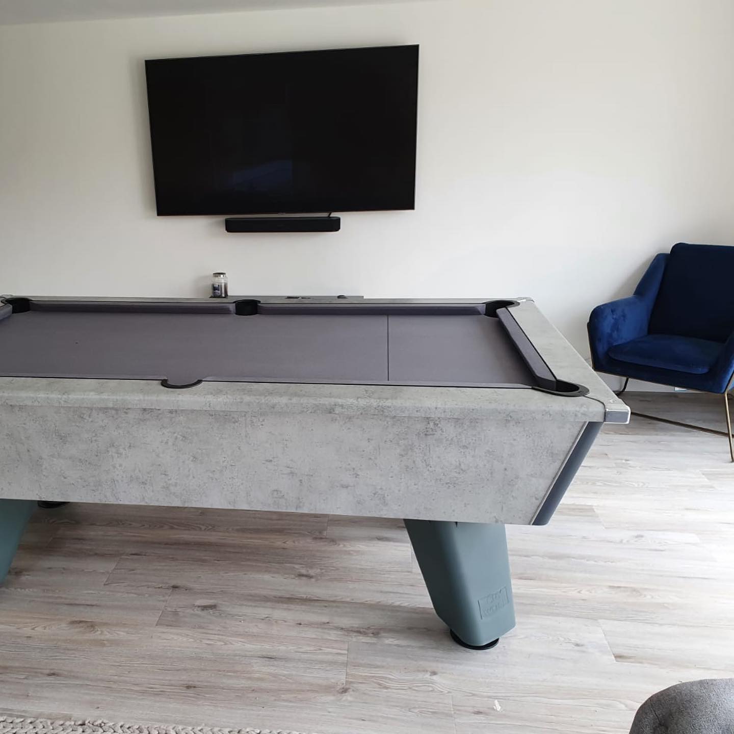 Cry Wolf Indoor Slate Bed Pool Table Urban Grey