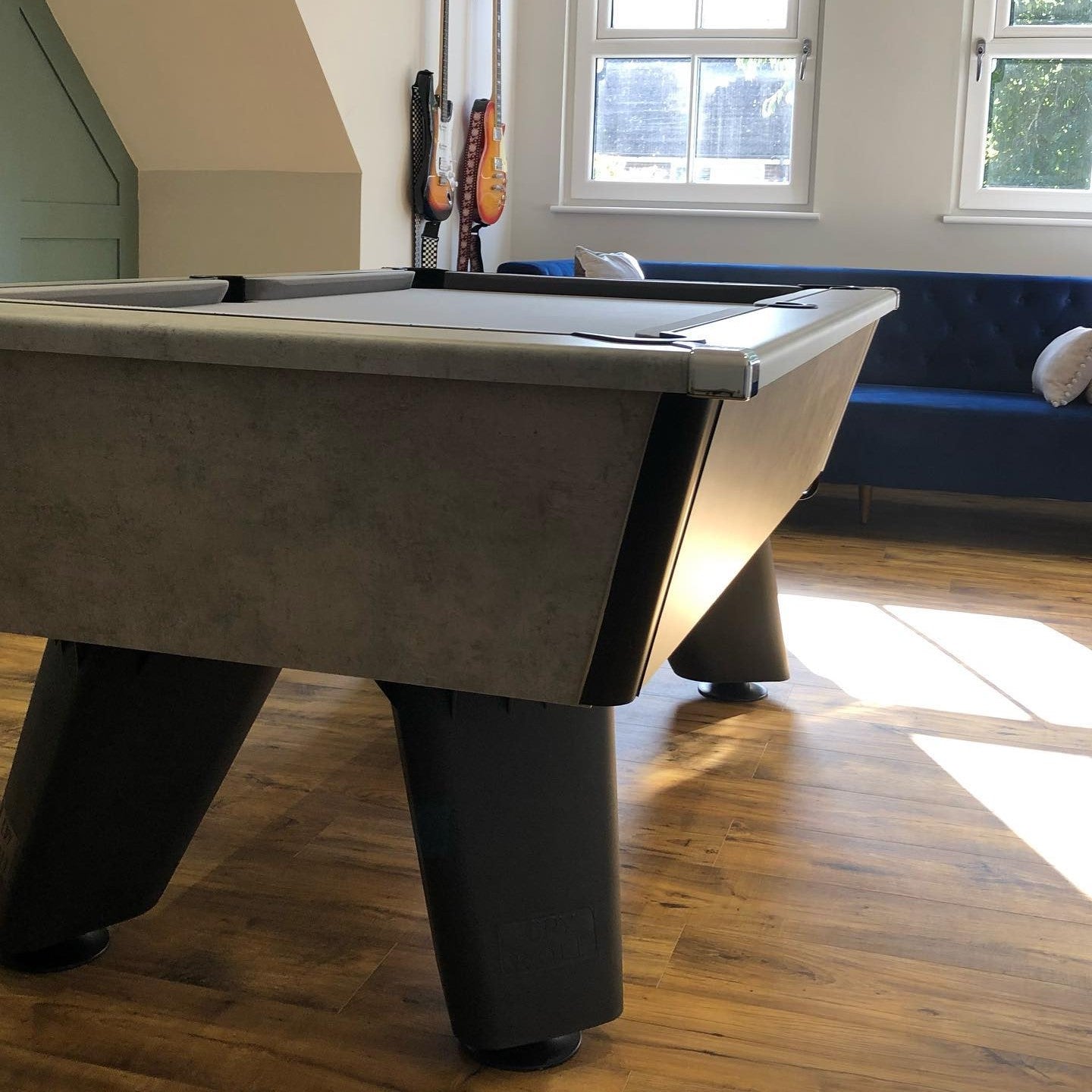 Cry Wolf Indoor Slate Bed Pool Table Urban Grey