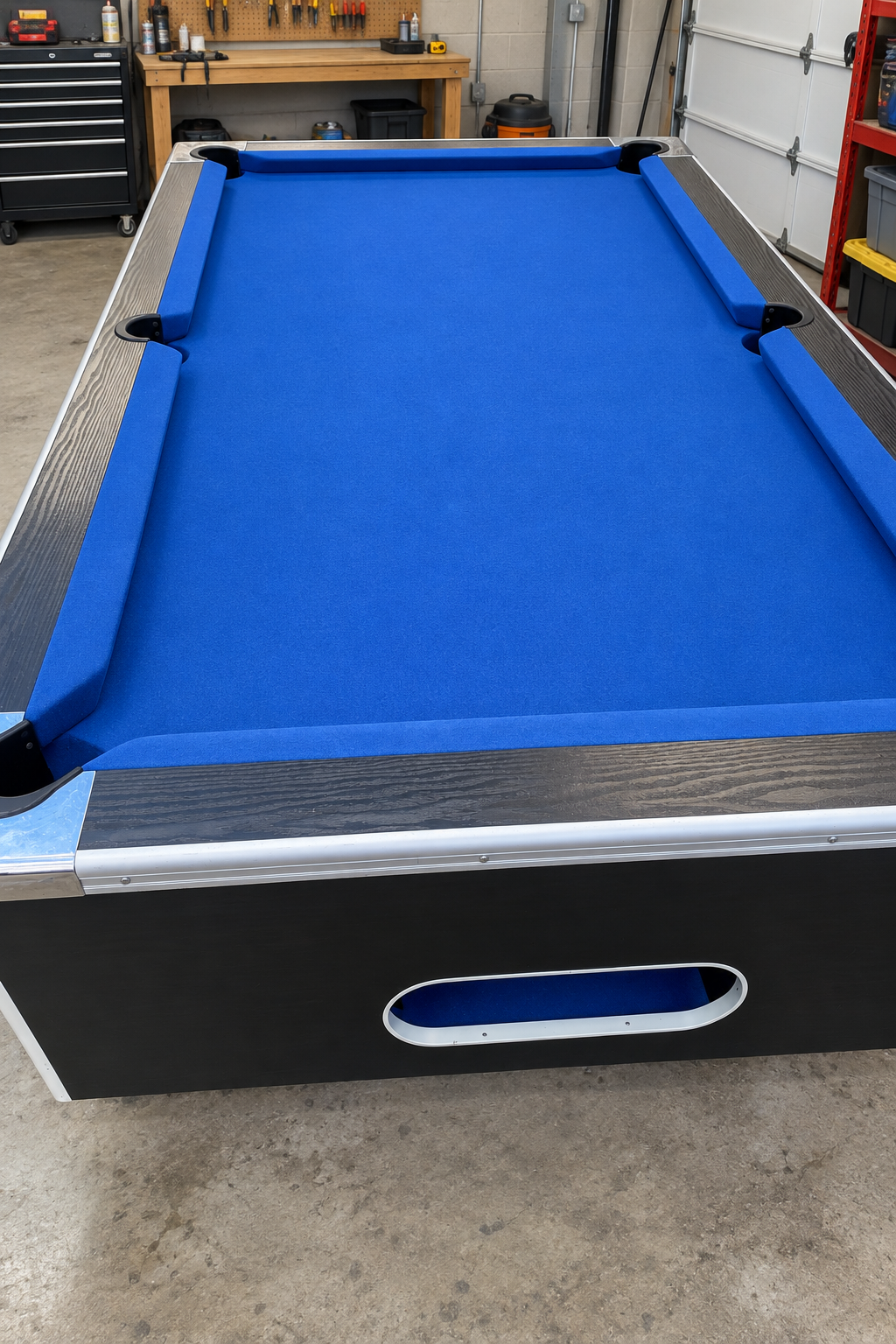 RECONDITIONED 6' x 3' Black Hustler Free Play Pool table