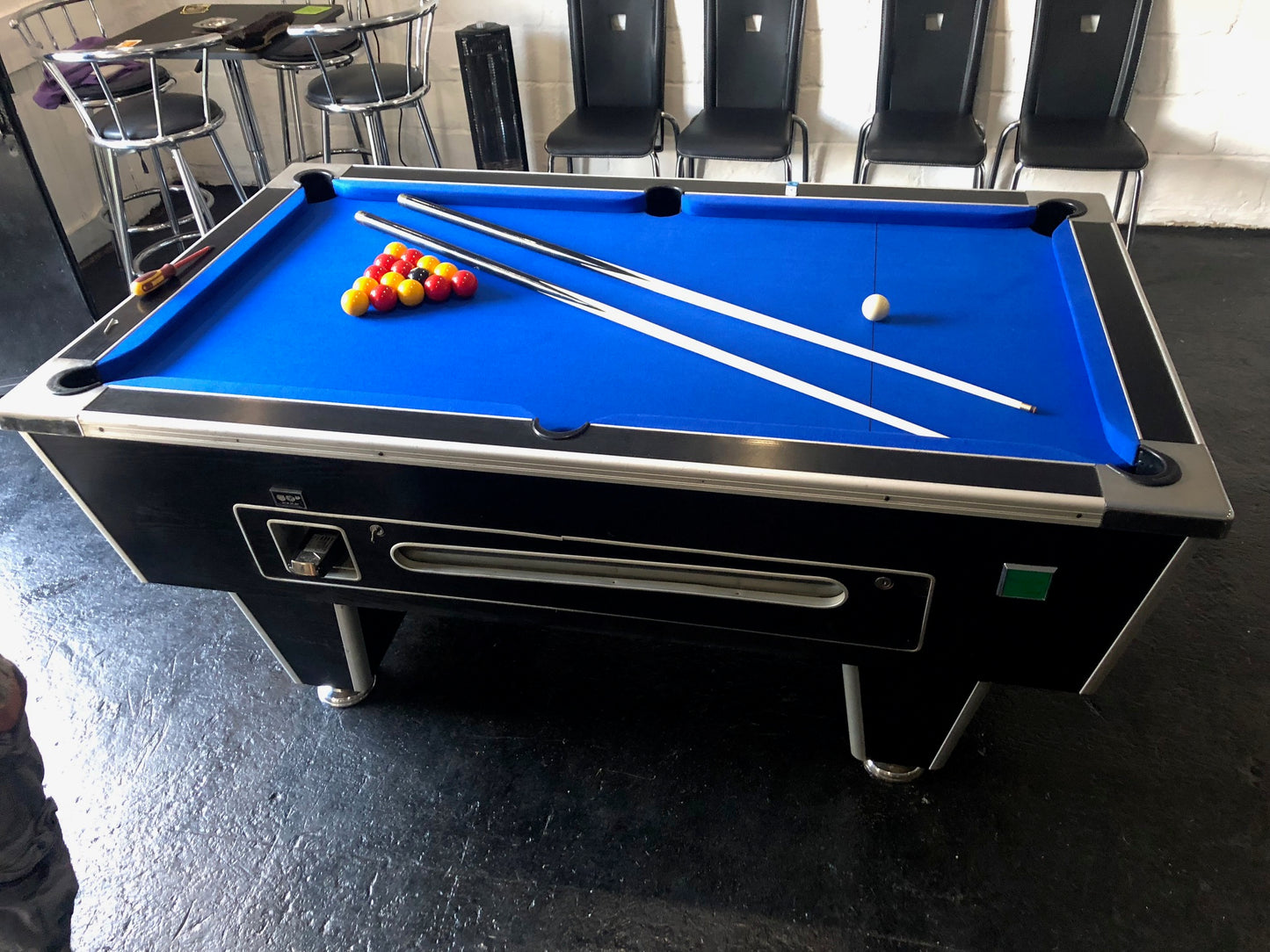 RECONDITIONED 7' x 4' Superleague Diplomat Free Play Pool table