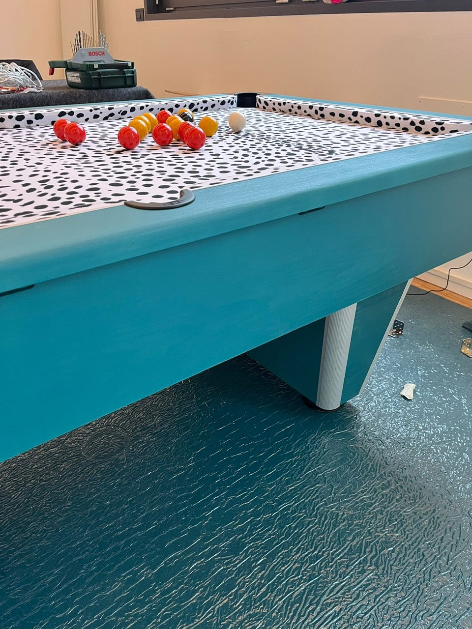 RECONDITIONED 7' x 4' Green Hustler Free Play Pool table