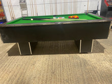 Load image into Gallery viewer, Side view of Superpool Black Pearl pool table with green felt and black finish.