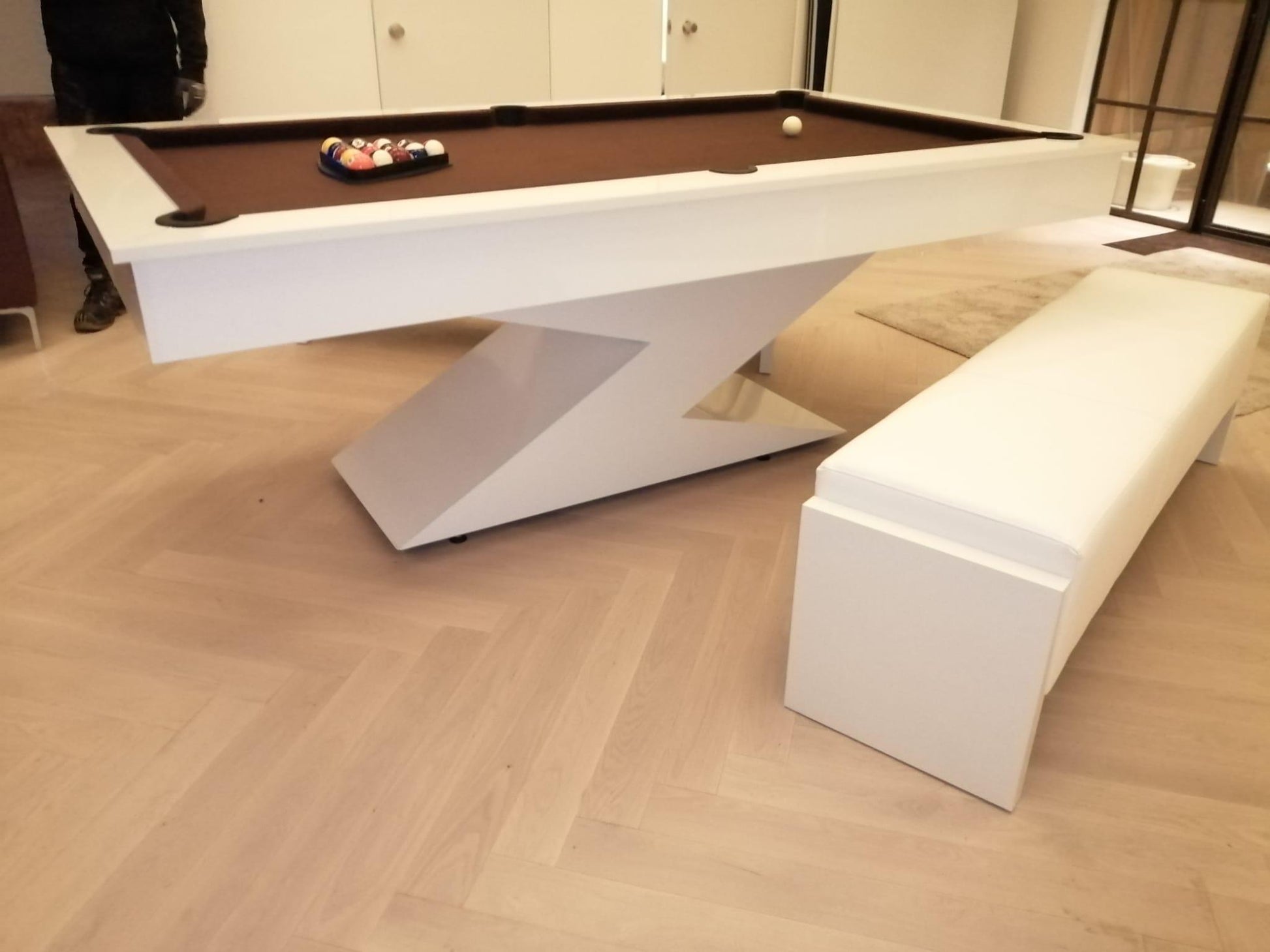 The LIGHTNING Pool Diner Table by Superpool UK